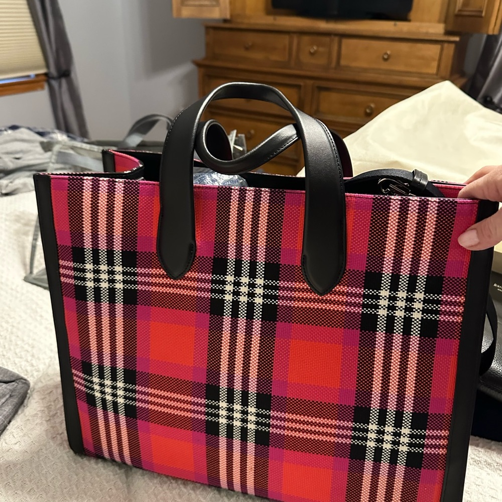 Kate Spade Manhattan Foliage plaid fabric large tote in Vibrant Pink and Black - Picture 5 of 10